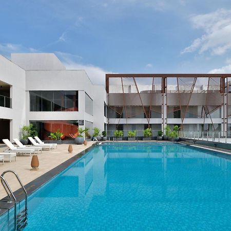 The Artiste, Kochi, A Tribute Portfolio By Marriott Hotel Екстериор снимка